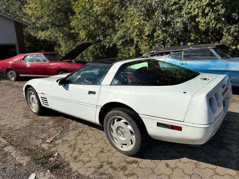 1992 Chevrolet Corvette C4 - Image 4 of 13