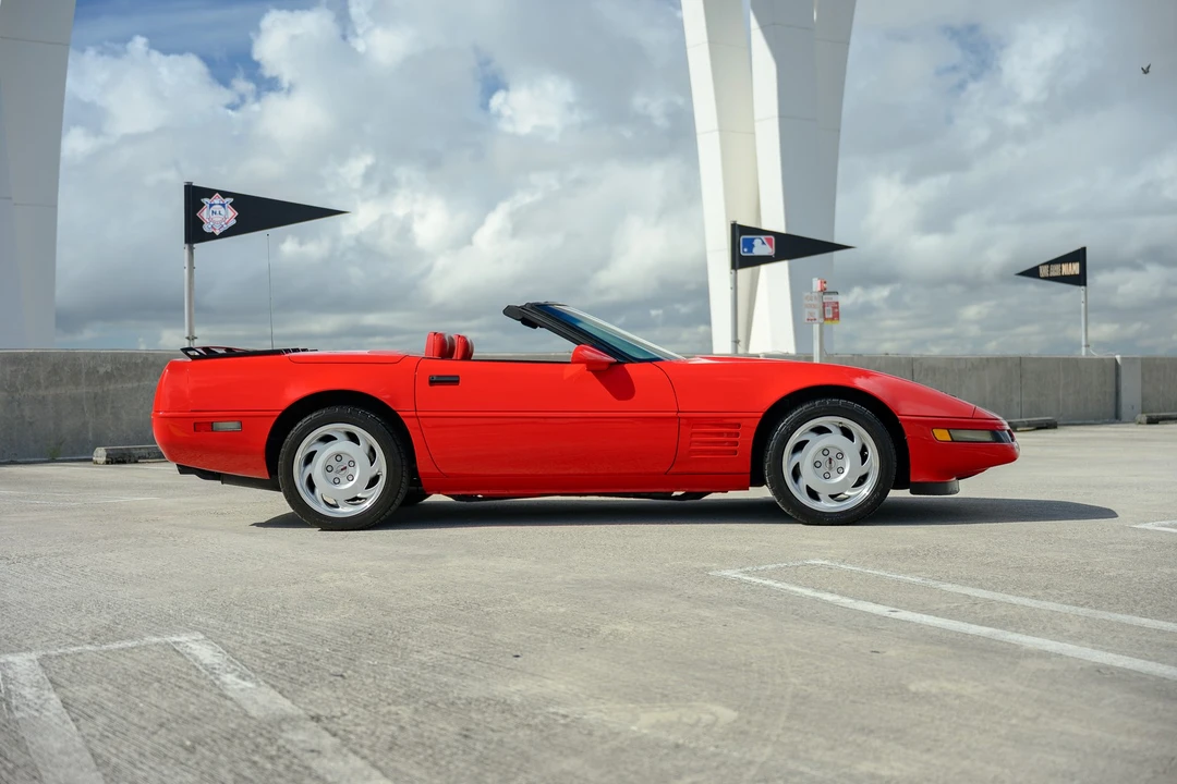 1992 Chevrolet Corvette C4 - Image 6 of 17
