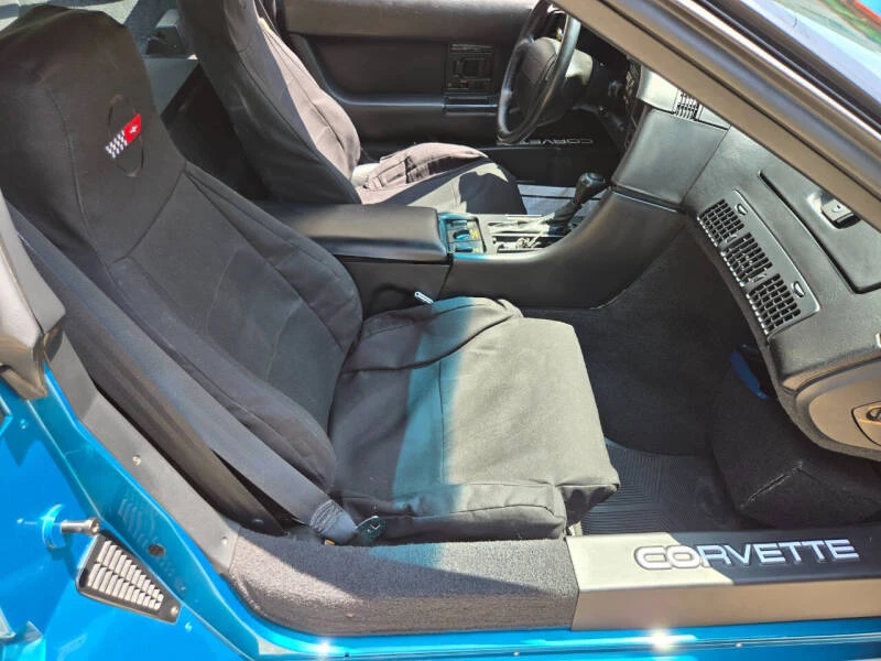 1992 Chevrolet Corvette C4 - Image 16 of 31