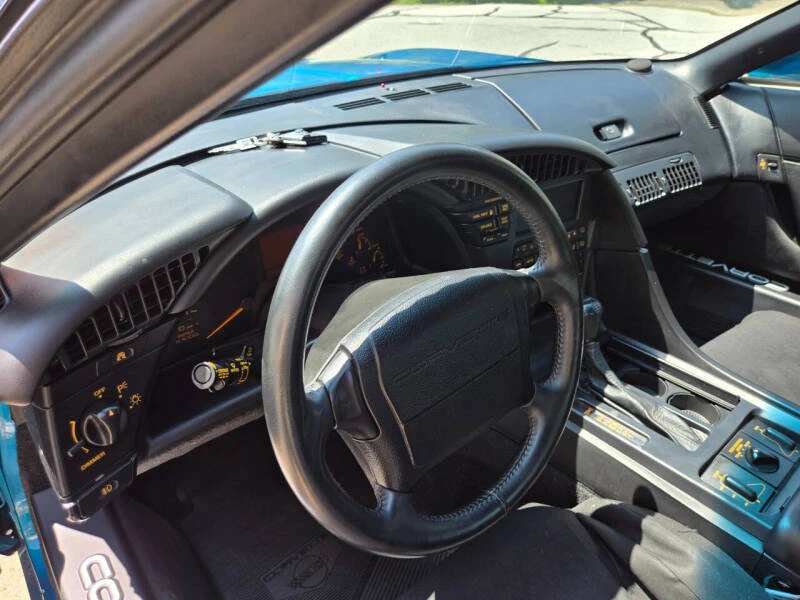 1992 Chevrolet Corvette C4 - Image 18 of 31