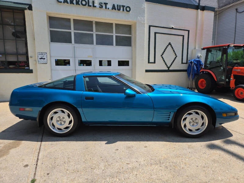1992 Chevrolet Corvette C4 - Image 2 of 31