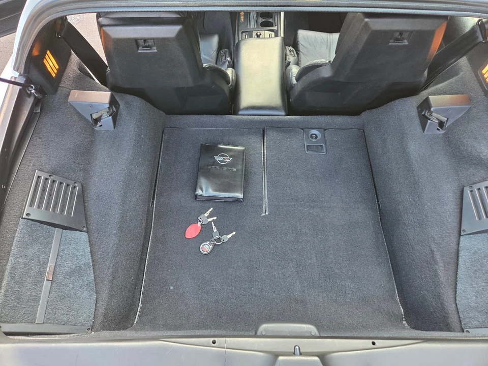 1992 Chevrolet Corvette C4 - Image 28 of 31