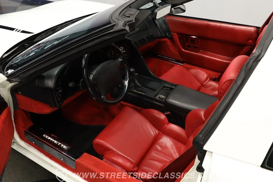 1992 Chevrolet Corvette C4 - Image 5 of 12