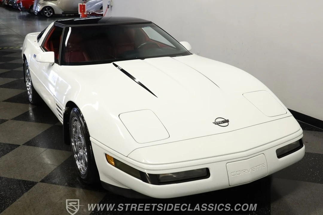 1992 Chevrolet Corvette C4 - Image 15 of 21