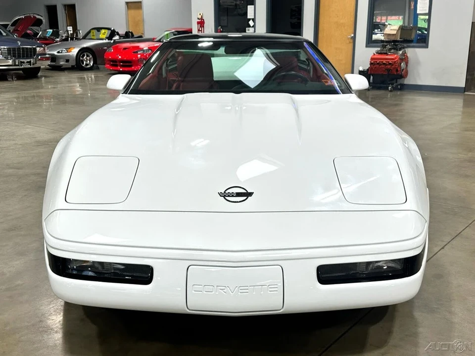 1992 Chevrolet Corvette C4 - Image 2 of 21