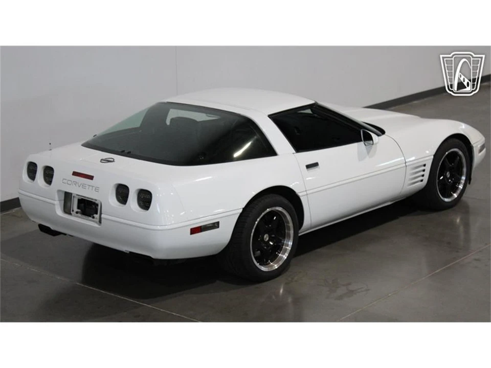 1992 Chevrolet Corvette C4 - Image 21 of 31