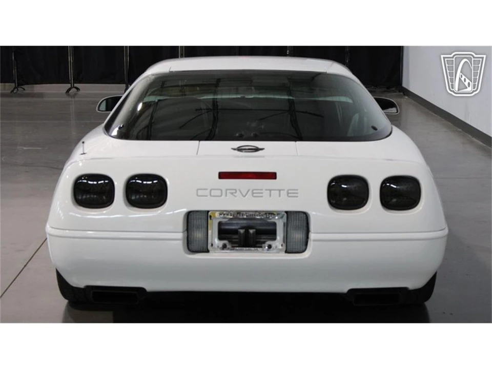 1992 Chevrolet Corvette C4 - Image 30 of 31