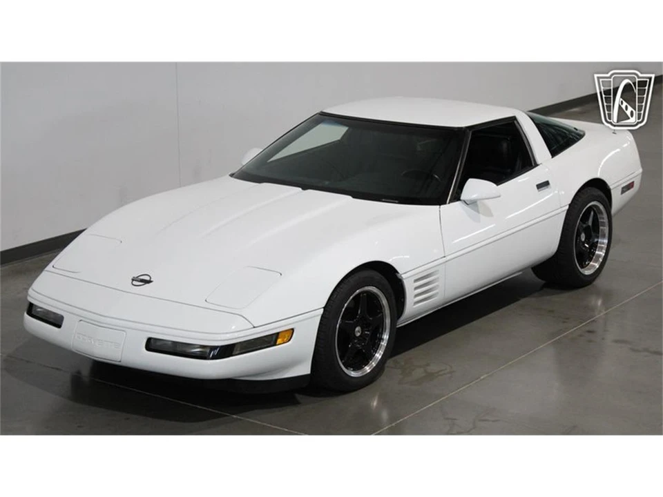 1992 Chevrolet Corvette C4 - Image 25 of 31