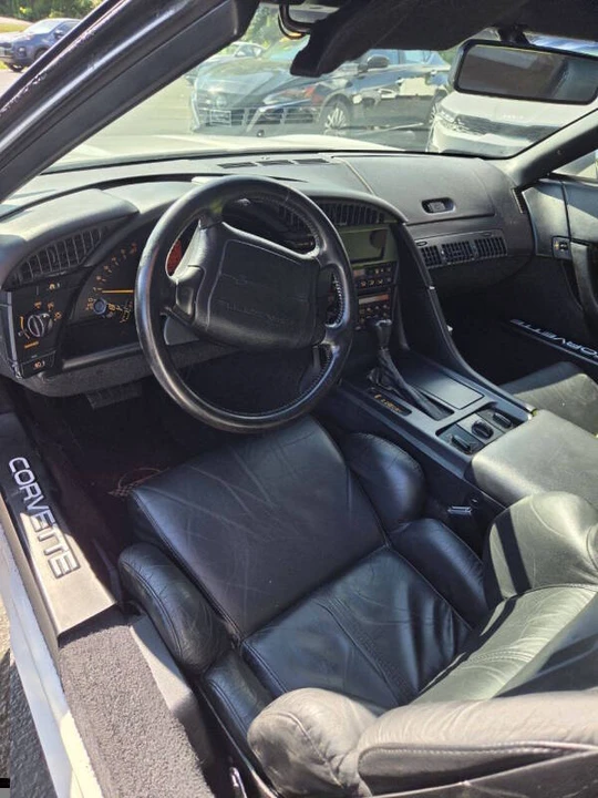 1992 Chevrolet Corvette C4 - Image 11 of 12