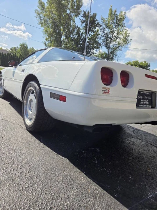 1992 Chevrolet Corvette C4 - Image 8 of 12