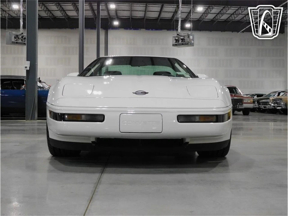 1992 Chevrolet Corvette C4 - Image 21 of 31