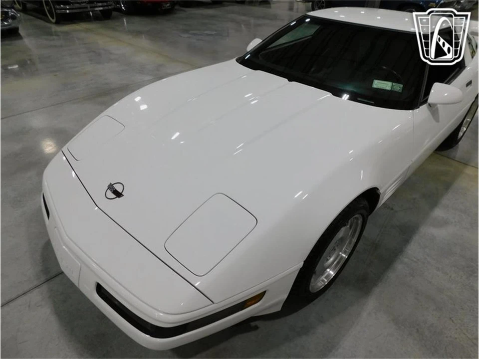 1992 Chevrolet Corvette C4 - Image 23 of 31