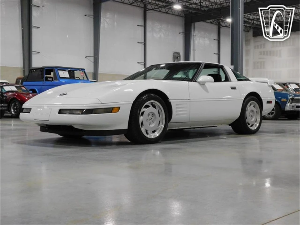 1992 Chevrolet Corvette C4 - Image 14 of 31