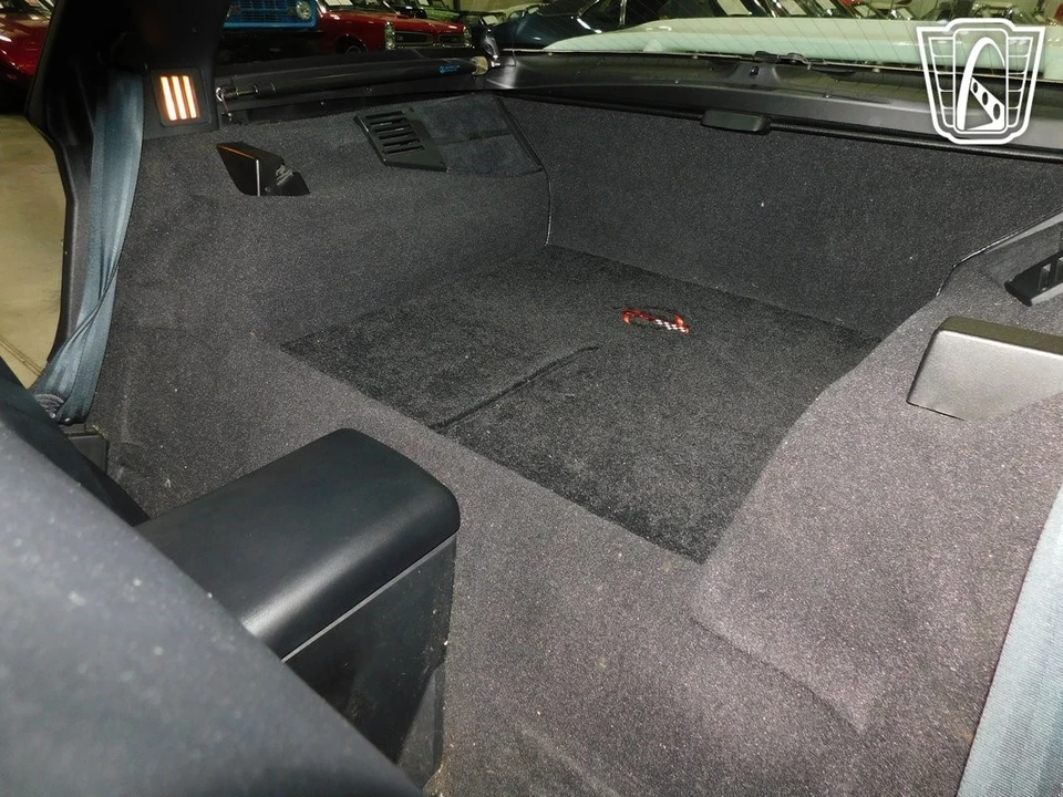 1992 Chevrolet Corvette C4 - Image 10 of 21