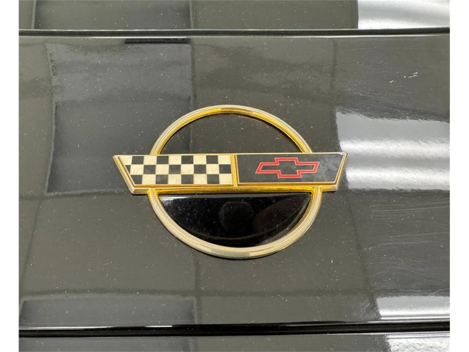 1992 Chevrolet Corvette C4 - Image 21 of 31
