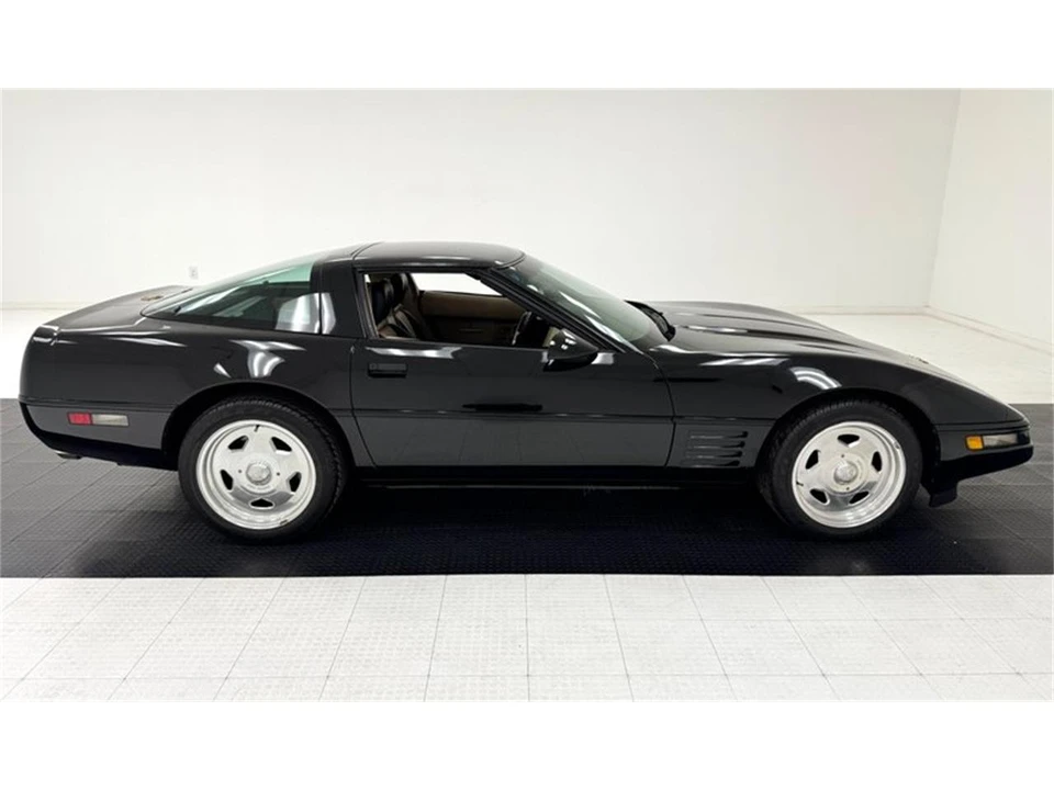 1992 Chevrolet Corvette C4 - Image 6 of 31