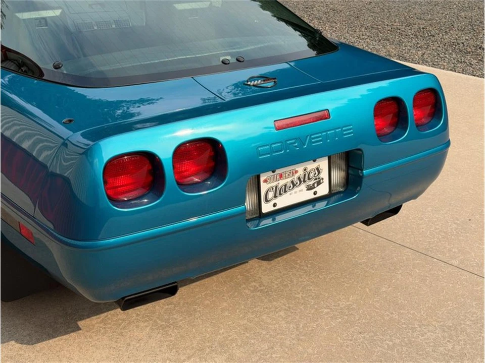 1992 Chevrolet Corvette C4 - Image 6 of 31