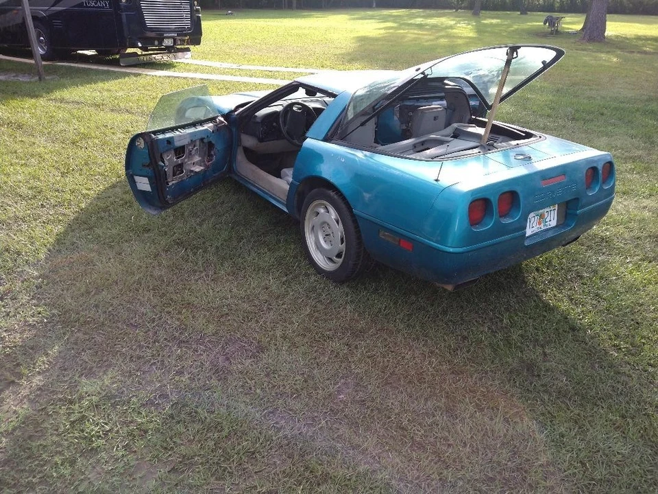 1992 Chevrolet Corvette C4 - Image 5 of 6