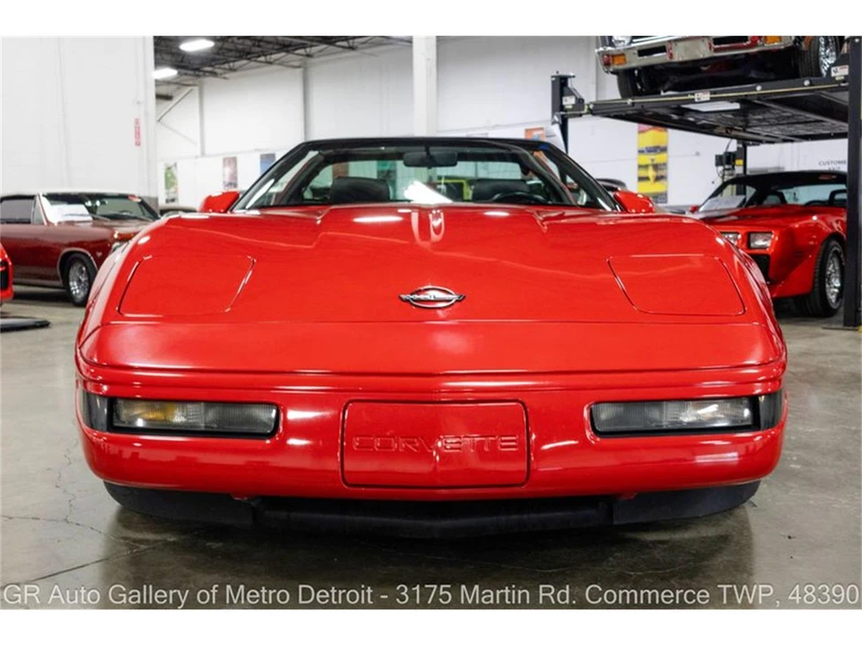1992 Chevrolet Corvette C4 - Image 13 of 31