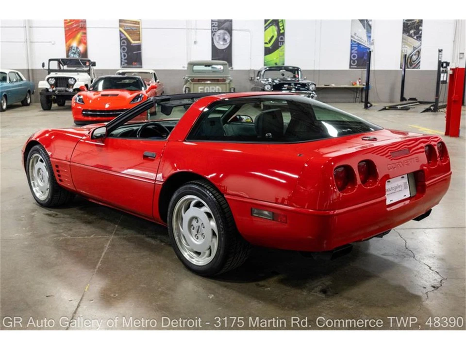 1992 Chevrolet Corvette C4 - Image 5 of 31
