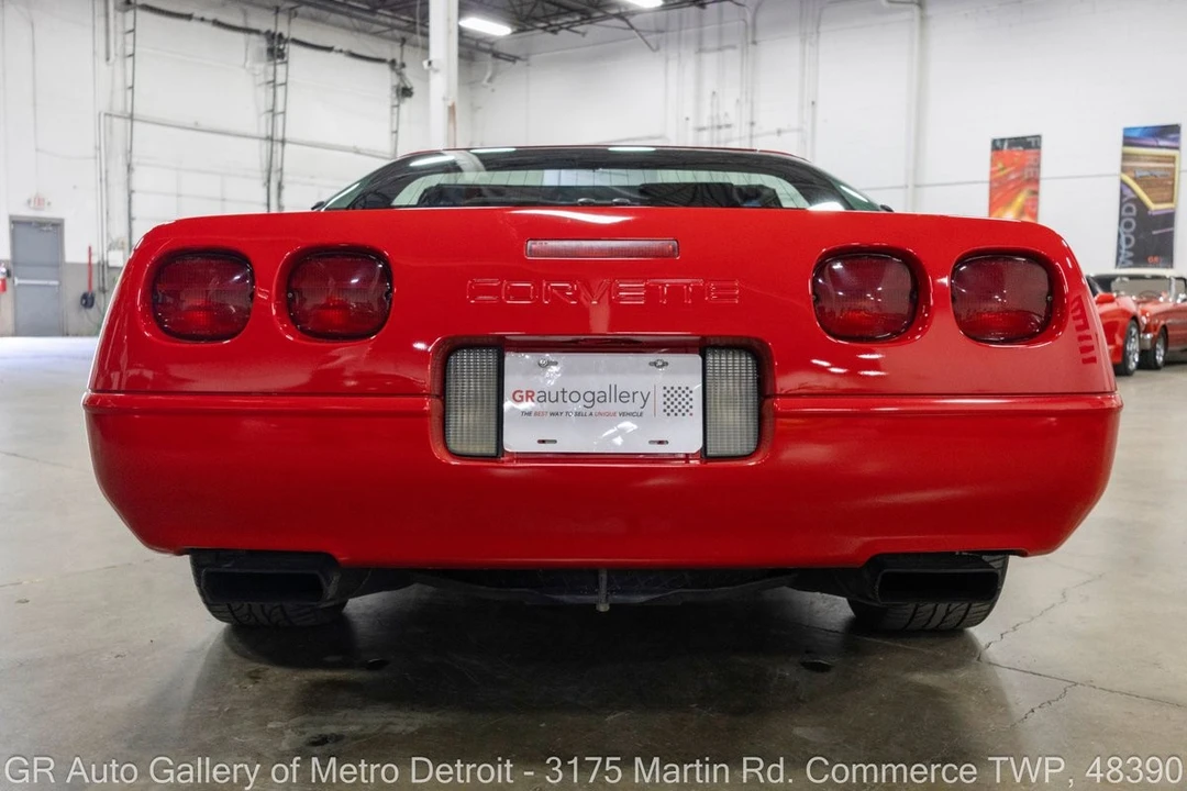 1992 Chevrolet Corvette C4 - Image 7 of 31