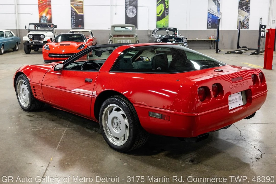 1992 Chevrolet Corvette C4 - Image 5 of 31