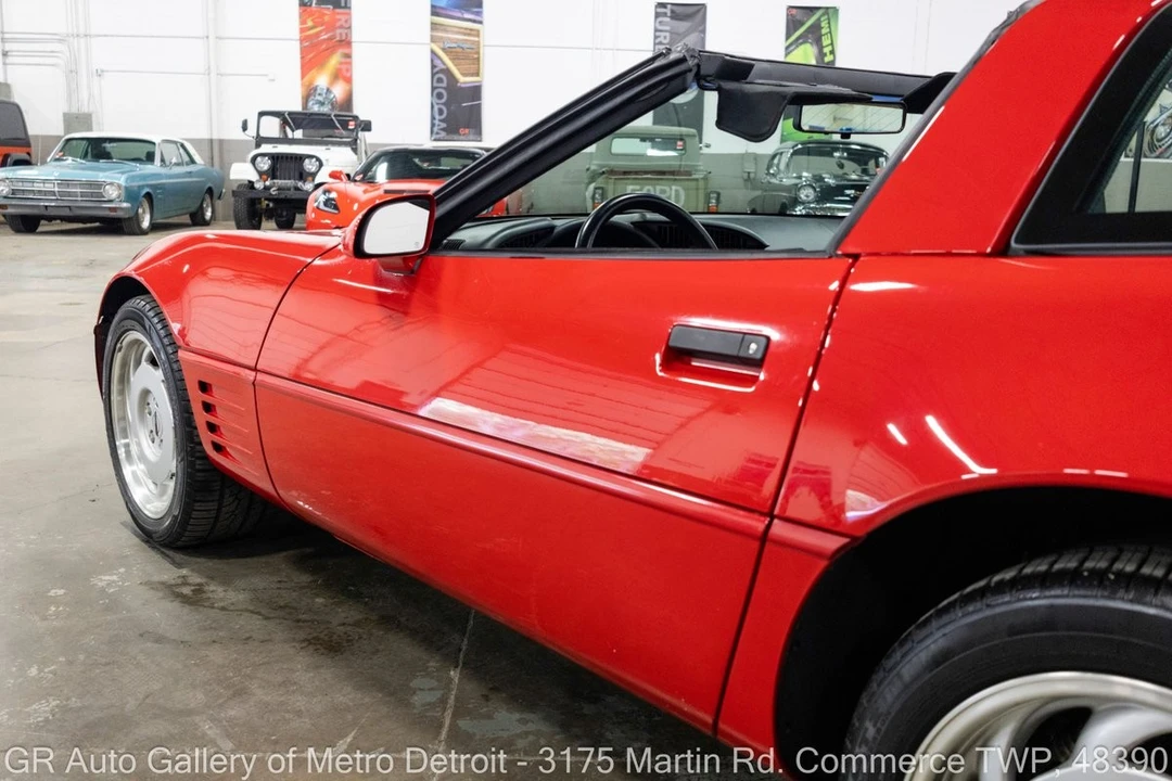 1992 Chevrolet Corvette C4 - Image 23 of 31
