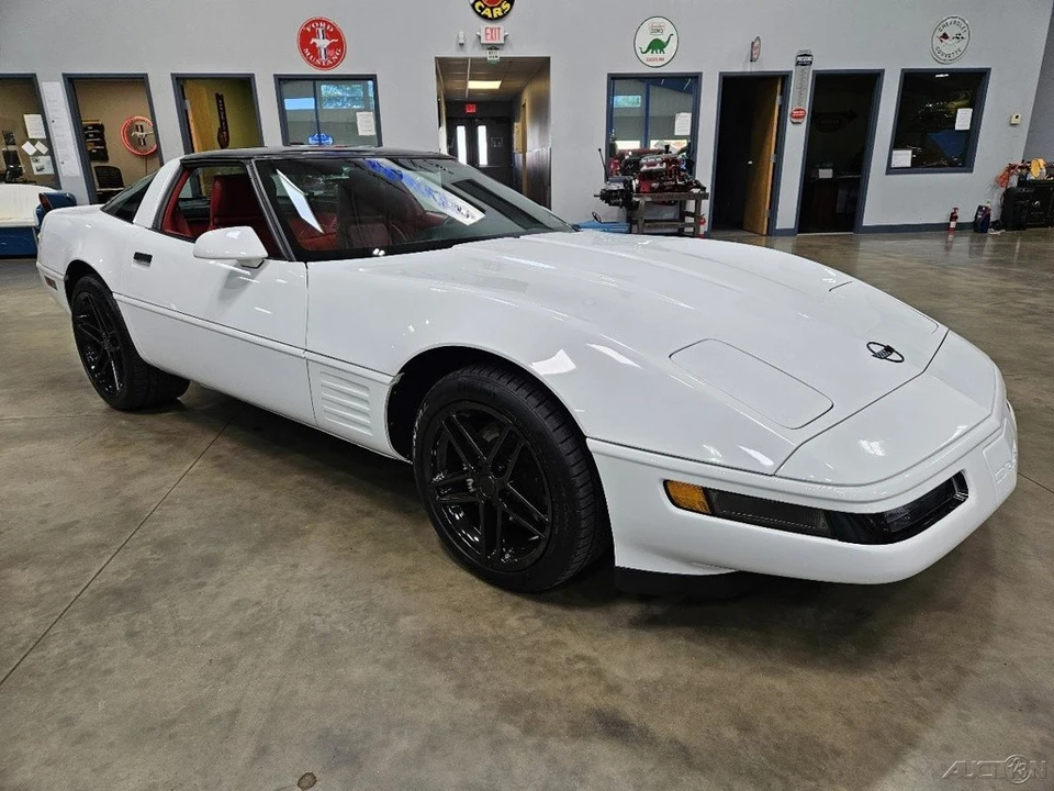 1992 Chevrolet Corvette C4 - Image 3 of 23