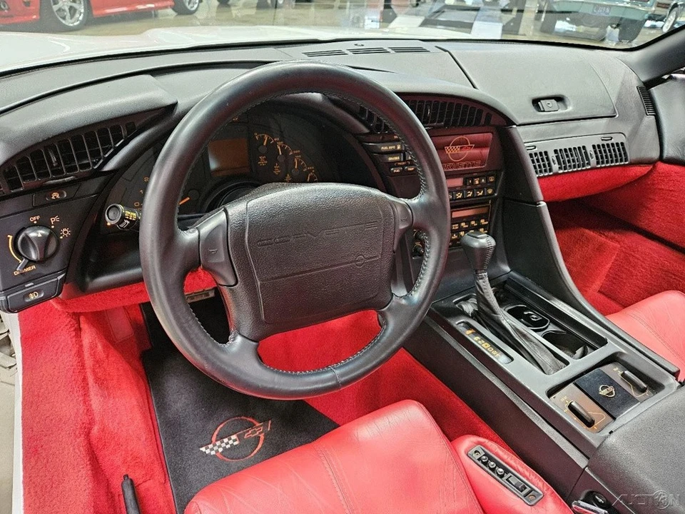 1992 Chevrolet Corvette C4 - Image 10 of 23