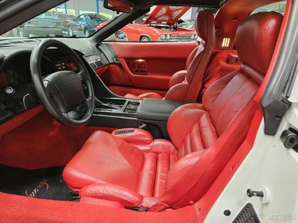 1992 Chevrolet Corvette C4 - Image 9 of 23