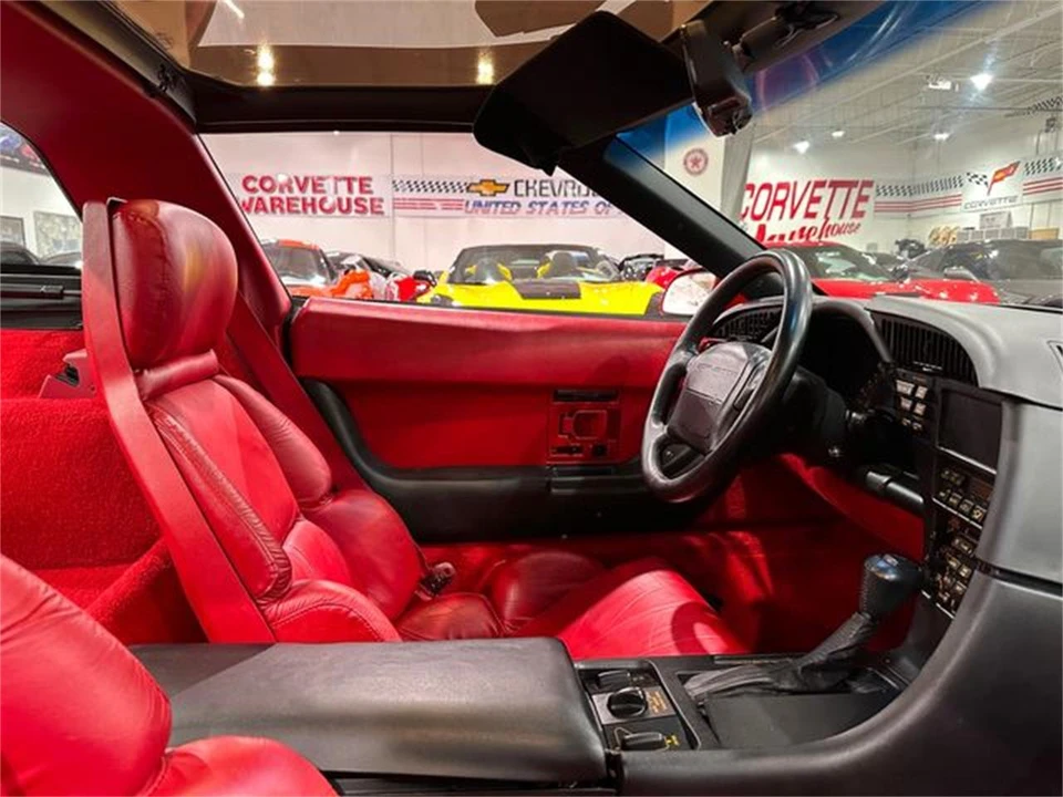 1992 Chevrolet Corvette C4 - Image 16 of 30