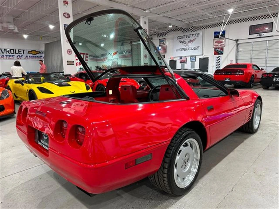 1992 Chevrolet Corvette C4 - Image 24 of 30