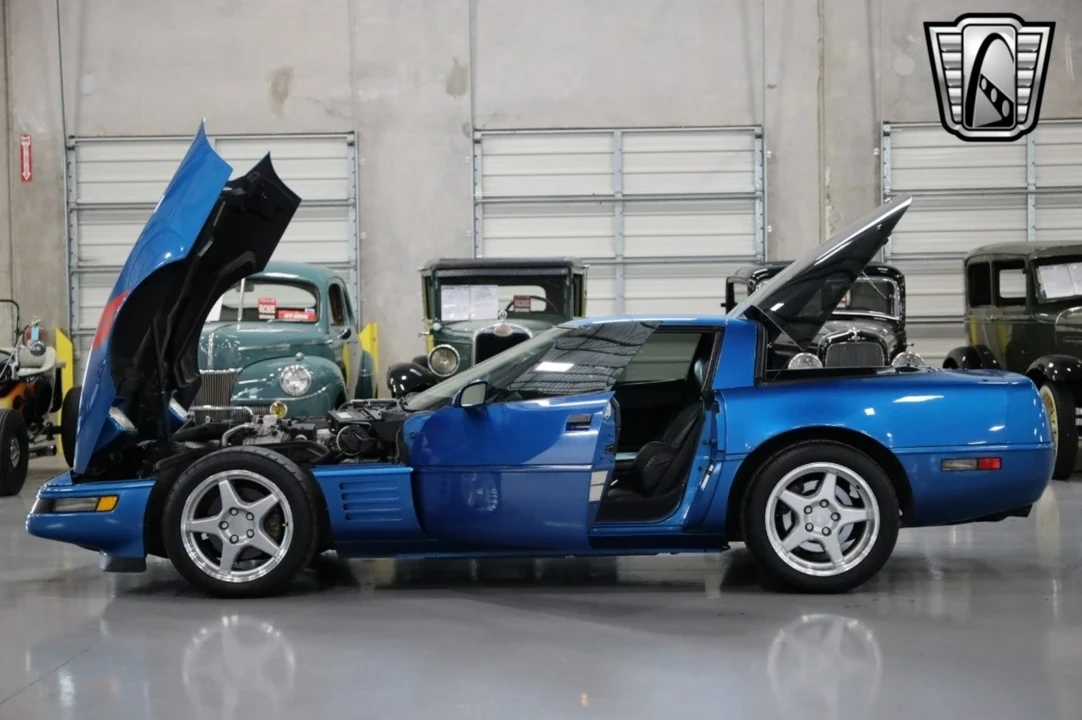 1992 Chevrolet Corvette C4 - Image 11 of 12