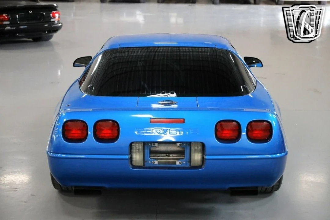 1992 Chevrolet Corvette C4 - Image 10 of 12