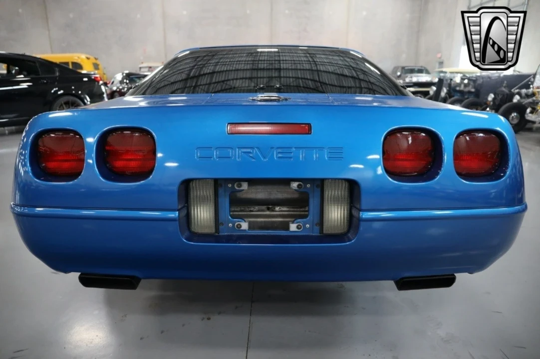 1992 Chevrolet Corvette C4 - Image 9 of 12