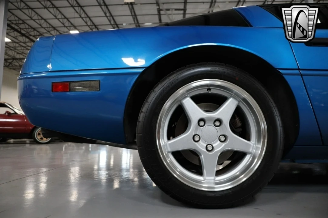 1992 Chevrolet Corvette C4 - Image 10 of 12
