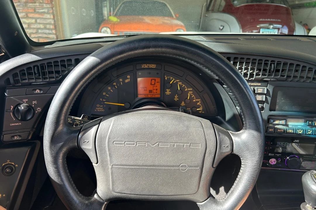 1992 Chevrolet Corvette C4 - Image 10 of 14