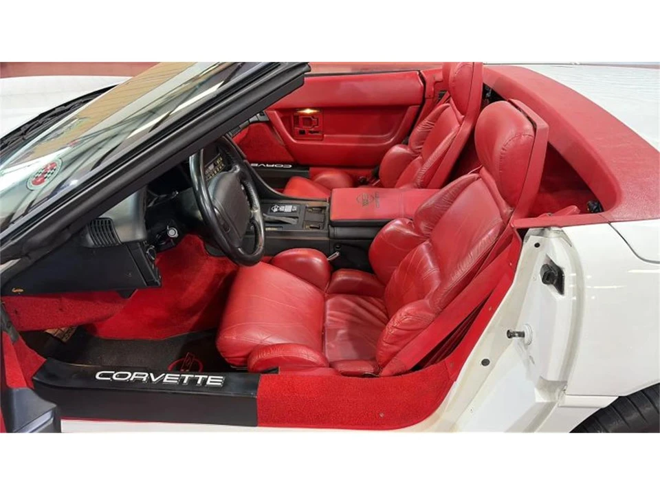 1992 Chevrolet Corvette C4 - Image 28 of 31