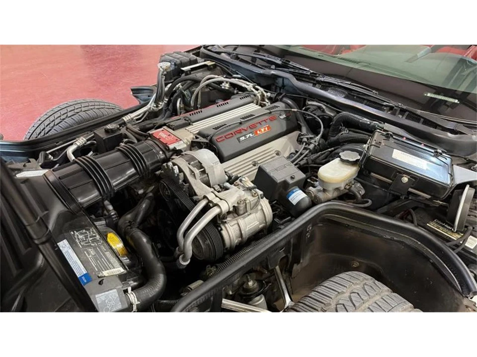 1992 Chevrolet Corvette C4 - Image 11 of 31