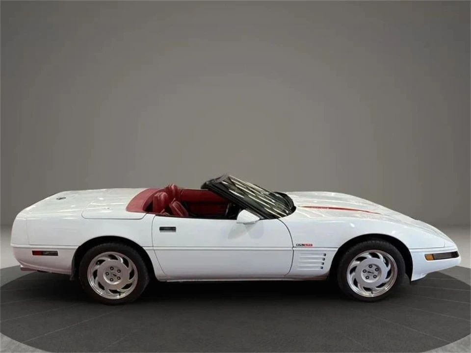 1992 Chevrolet Corvette C4 - Image 8 of 31