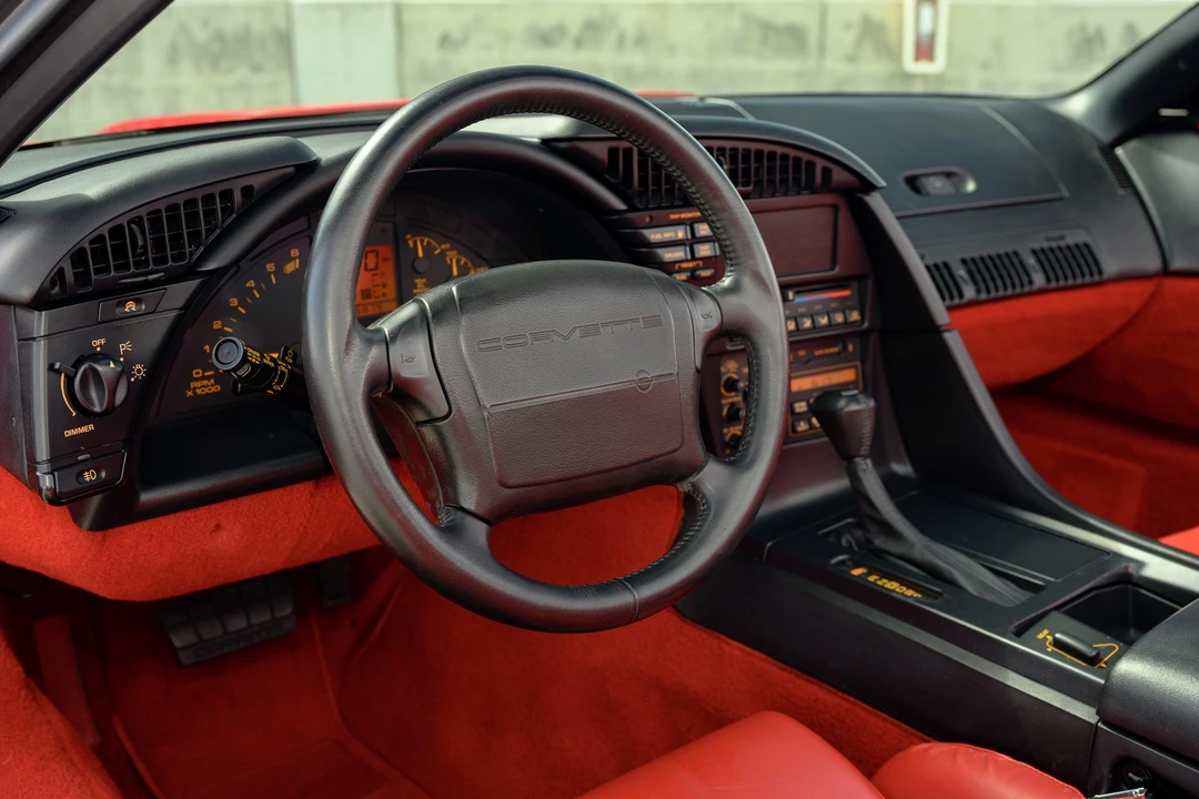 1992 Chevrolet Corvette C4 - Image 8 of 17