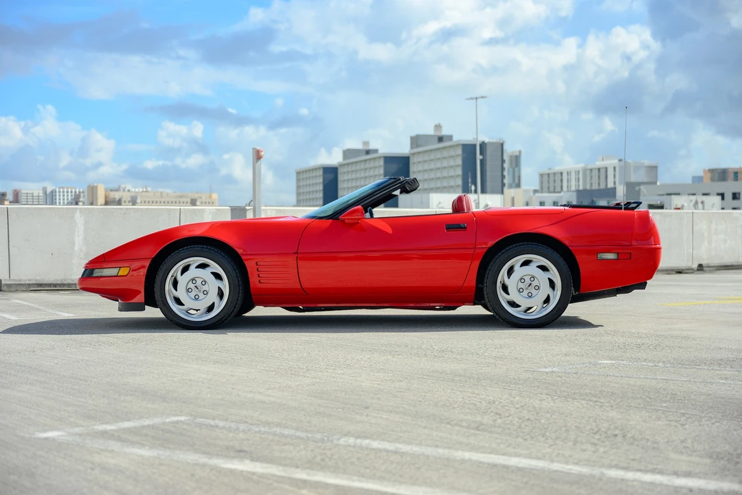 1992 Chevrolet Corvette C4 - Image 2 of 17
