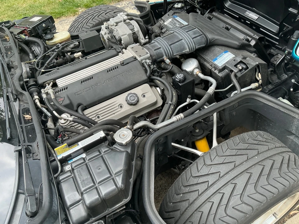 1992 Chevrolet Corvette C4 - Image 30 of 31
