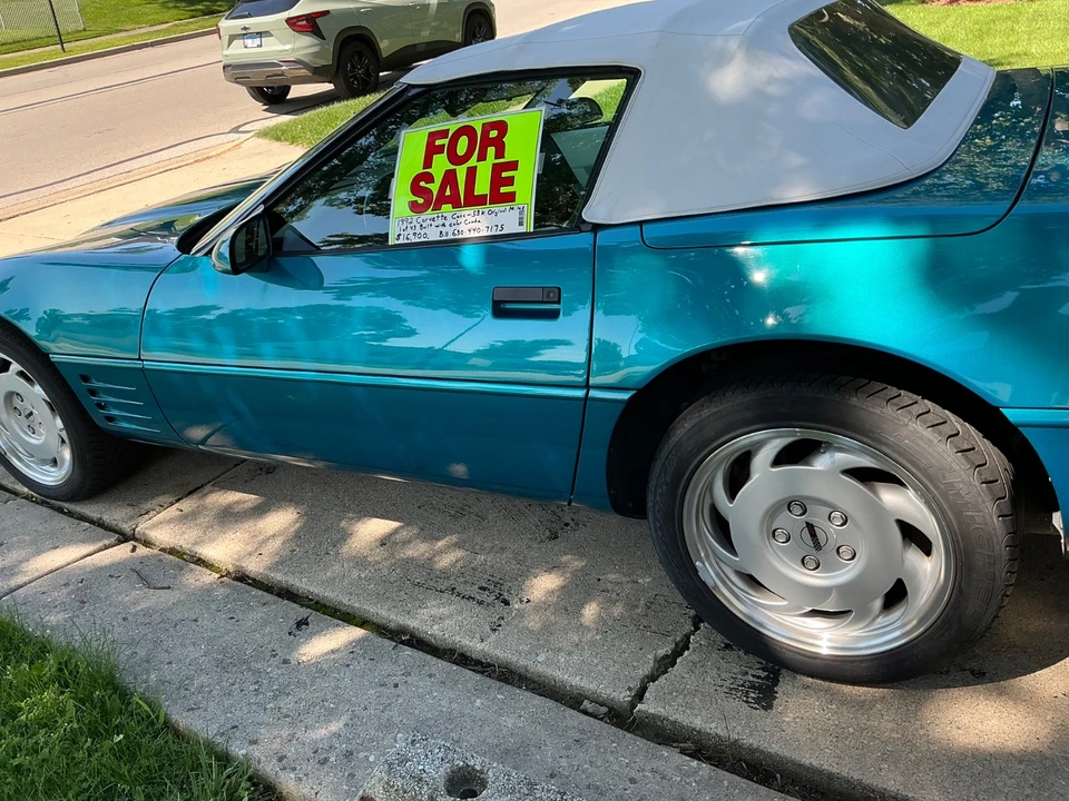 1992 Chevrolet Corvette C4 - Image 17 of 31