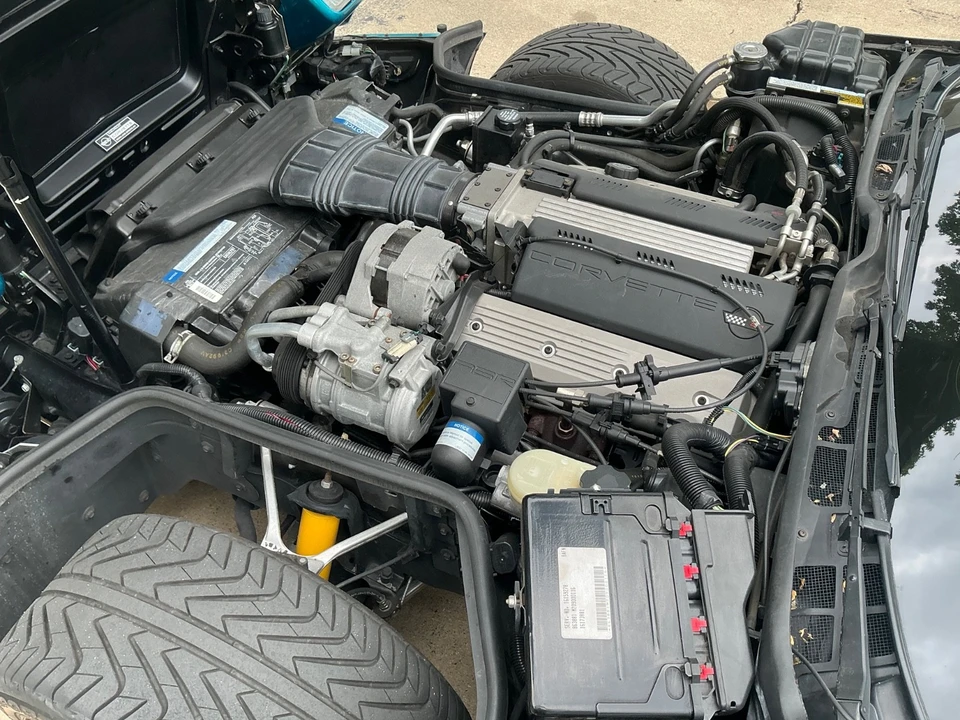 1992 Chevrolet Corvette C4 - Image 26 of 31
