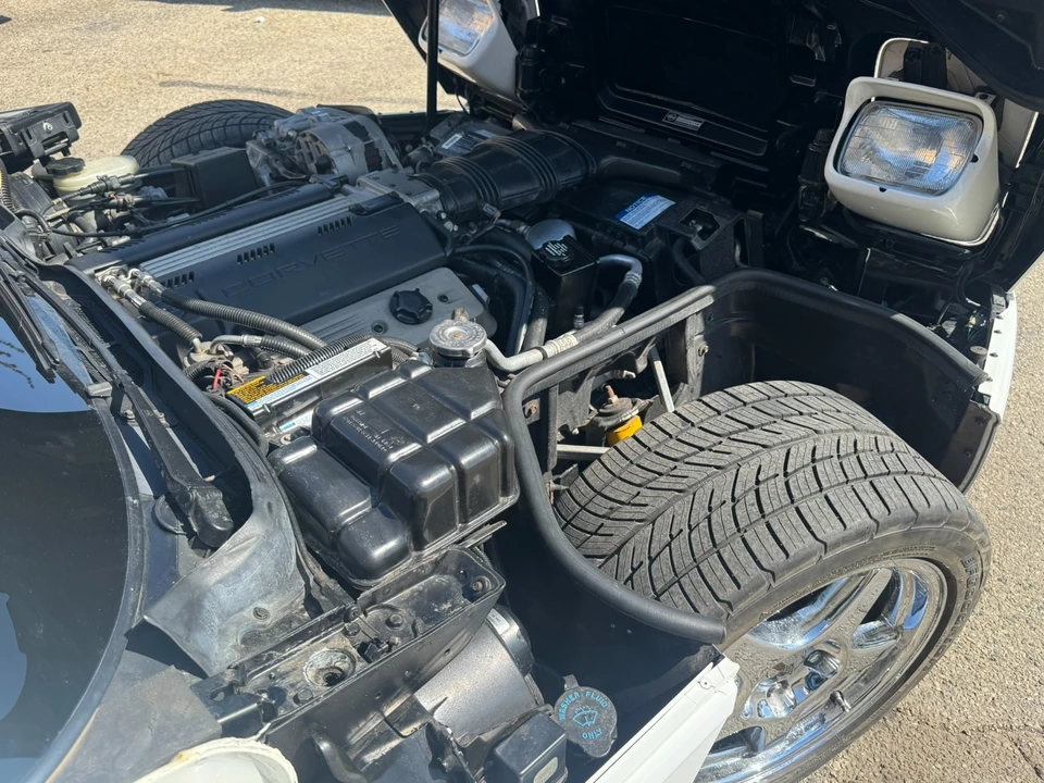 1992 Chevrolet Corvette C4 - Image 10 of 13