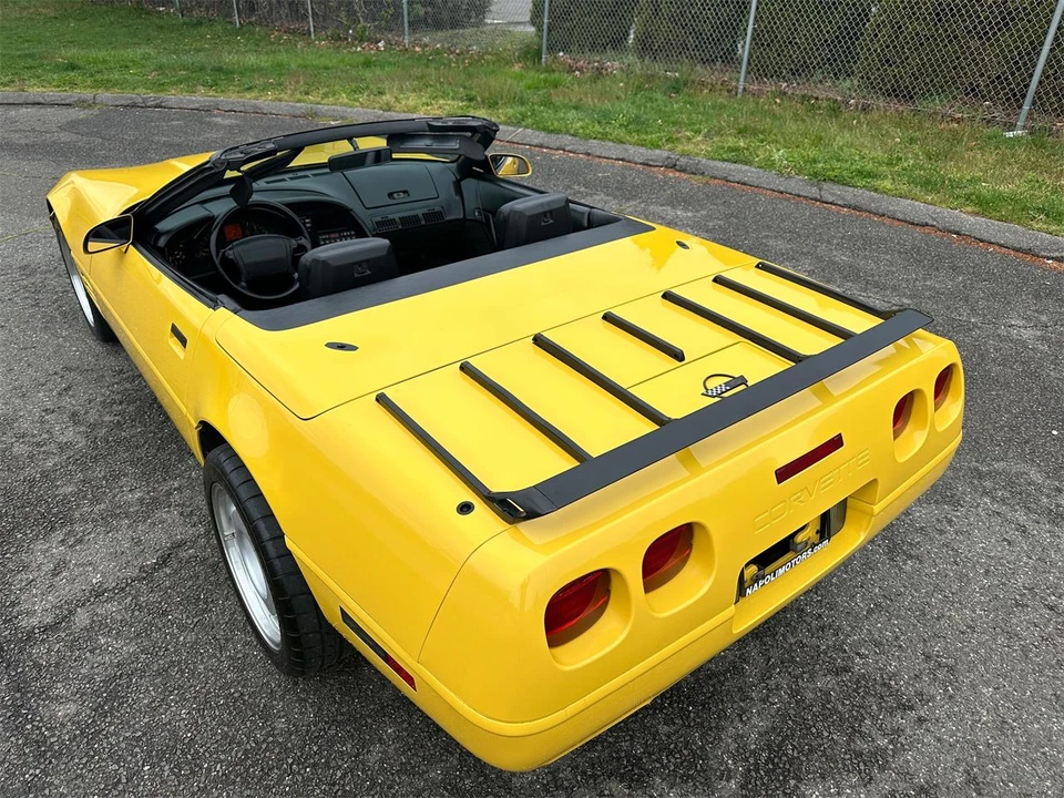 1992 Chevrolet Corvette C4 - Image 28 of 31