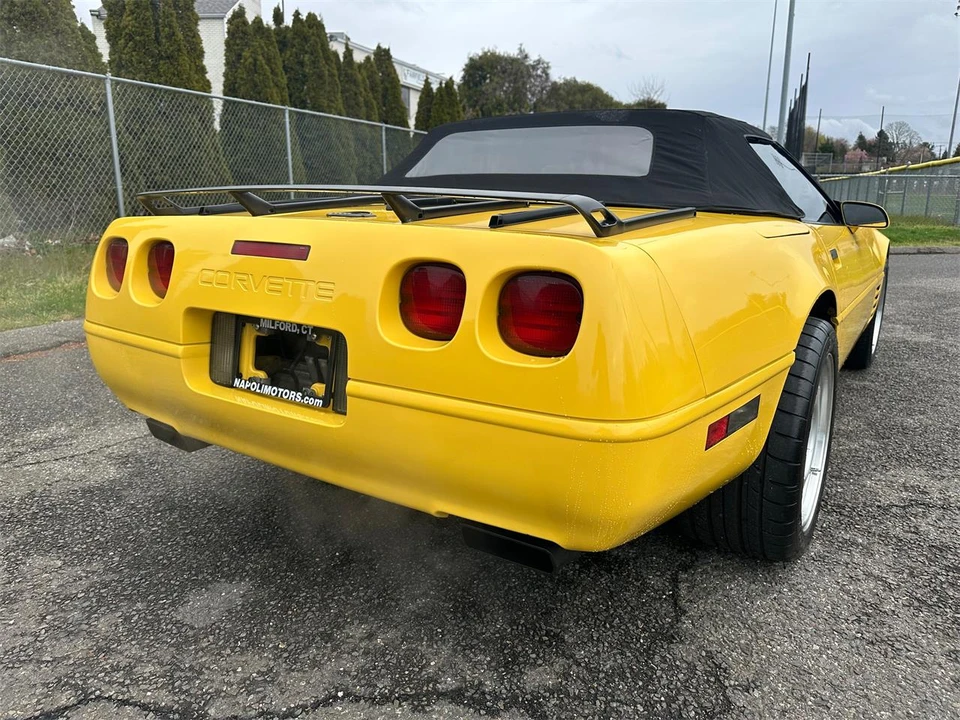 1992 Chevrolet Corvette C4 - Image 24 of 31