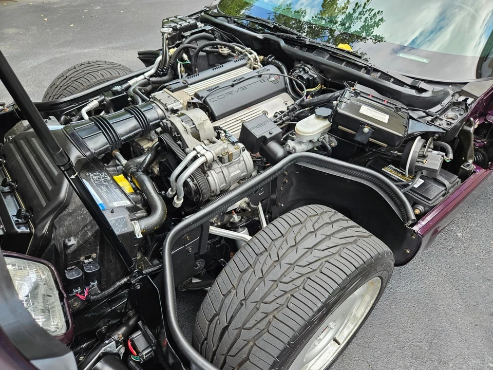 1992 Chevrolet Corvette C4 - Image 16 of 20