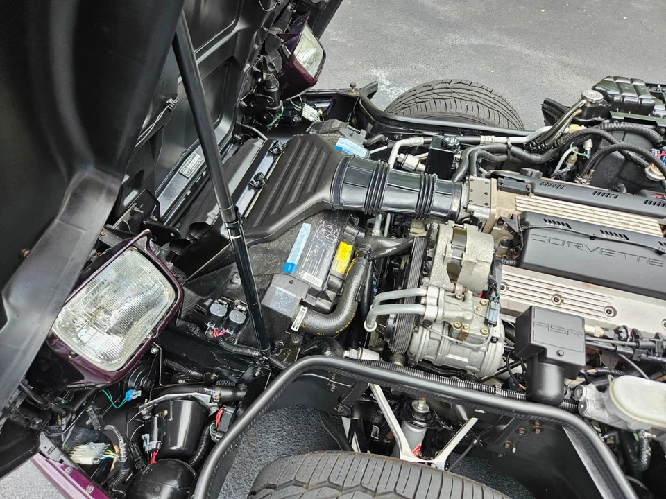 1992 Chevrolet Corvette C4 - Image 18 of 20